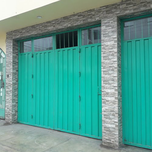 Opinii despre Restaurant Charapeño în Callao - Gastronomía y hostelería