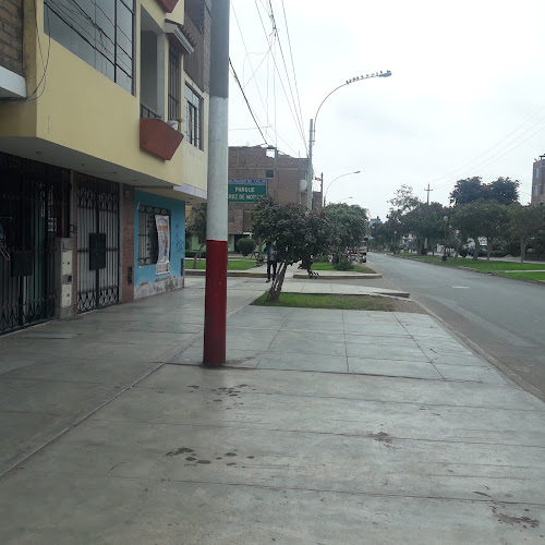 Opinii despre HAMBURGUESAS KYF în Callao - Gastronomía y hostelería