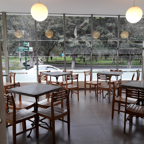 Comentarii opinii despre Santa Ana Cafetería