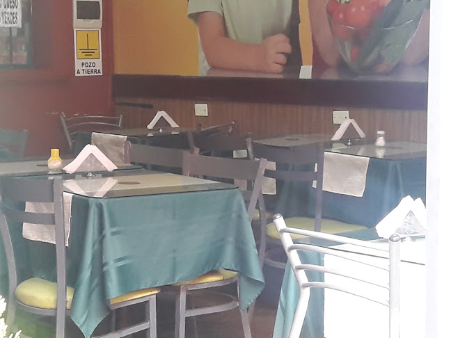 Restaurant & Tienda Vegetariana VILLA NATURA - Gastronomía y hostelería