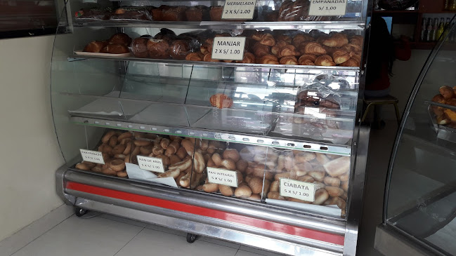 Opinii despre Panadería Pastelería Esquía în Alto Selva Alegre - Gastronomía y hostelería