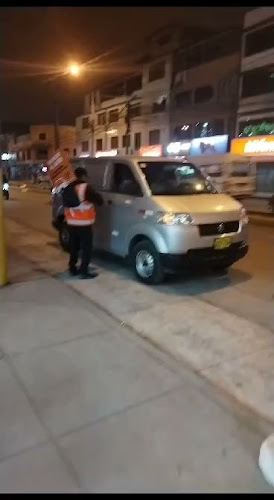 Little Caesars Pizza - Villa El Salvador - Gastronomía y hostelería