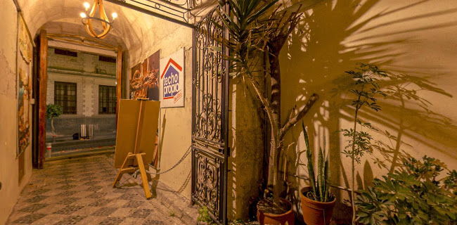 Opinii despre El Fuego De San Antonio în Arequipa - Gastronomía y hostelería