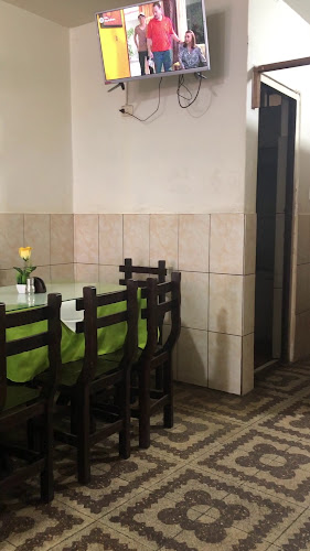 Opinii despre Chicharronería Huapaya în Mala - Gastronomía y hostelería