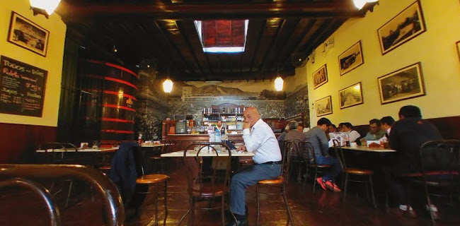 Opinii despre Antigua Taberna Queirolo în Pueblo Libre - Gastronomía y hostelería