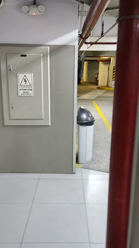 La Plaza Bar & Grill - Lima