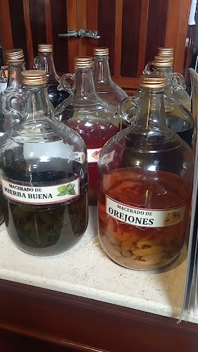 Opinii despre Antigua Taberna Queirolo în Pueblo Libre - Gastronomía y hostelería