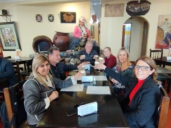 Triunfo 384, Cusco 00802