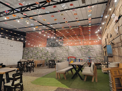 Tirol Bier & Snack - Tingo Maria