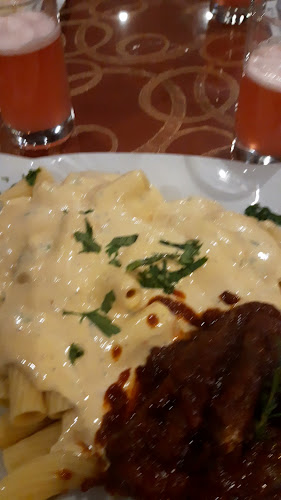 Opinii despre EL CABALLERO NEGRO, UNA NUEVA FUSION MEDITERRANEA în Villa EL Salvador - Gastronomía y hostelería