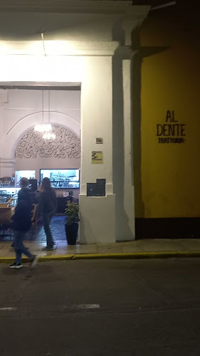 Jirón Independencia 589, Trujillo 13001