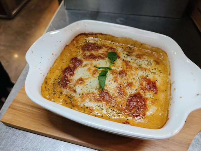 Jr. Crnel. Francisco Bolognesi 514, San Miguel 15086