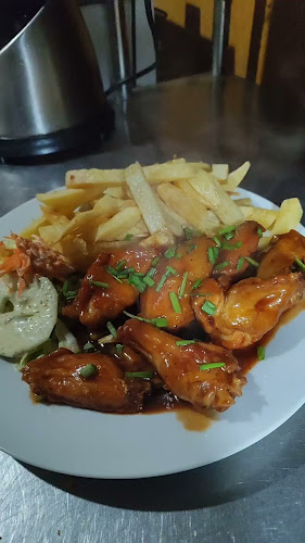 Opinii despre Restaurant Polleria El Crujiente în Piura - Gastronomía y hostelería