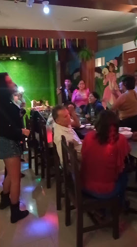 "CASANA" RESTO BAR - Amarilis