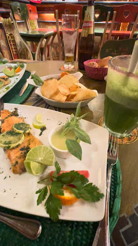 Restaurant Bistro Bar Indio Feliz - Gastronomía y hostelería