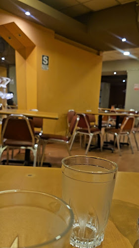 Opinii despre Astoria în Arequipa - Gastronomía y hostelería