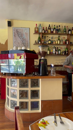 Opinii despre California Café în Huaraz - Gastronomía y hostelería