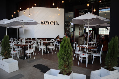 Seven Lounge Bar