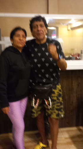 Opinii despre Restaurant Polleria Camu Camu în Naranjos - Gastronomía y hostelería