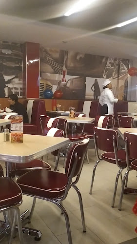 Av. Alfredo Benavides 1771, Lima 15048