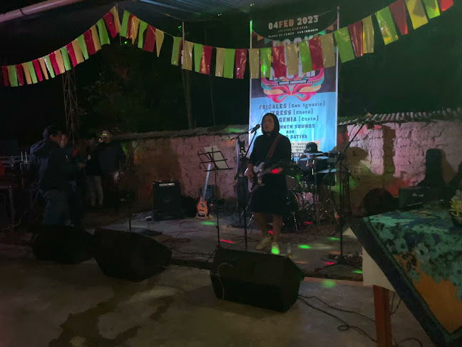 Coliseo de gallos Santa Rosa - Gastronomía y hostelería