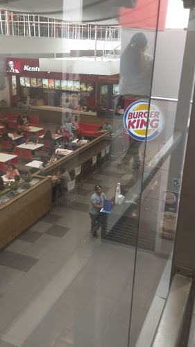 Opinii despre KFC - Mercaderes în Cercado de Arequipa - Gastronomía y hostelería