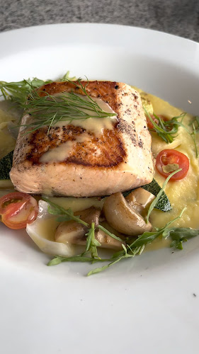 Opinii despre La Bonbonniere Restaurant în Miraflores - Gastronomía y hostelería