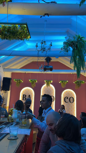 F2MC+R78, C. Procuradores, Cusco 08002