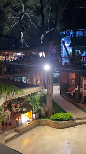 L'Ancora Grill & Lounge