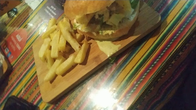 Opinii despre Rikys Burger Grill în Tambo Grande - Gastronomía y hostelería