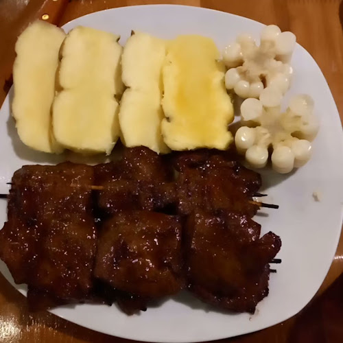 "LA CHUCHA ANTICUCHOS"