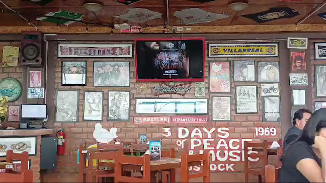 Opinii despre Sports Bar Miami în Chimbote - Gastronomía y hostelería
