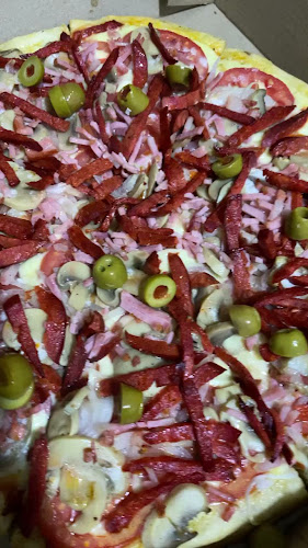 Opinii despre Gastony Pizzas în Víctor Larco Herrera - Gastronomía y hostelería