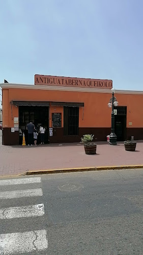 Antigua Taberna Queirolo - Pueblo Libre