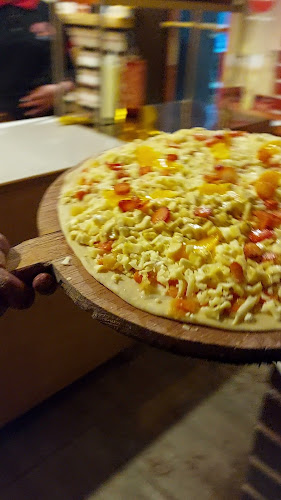 Opinii despre Mama Santusa Pizzeria în Quillabamba - Gastronomía y hostelería