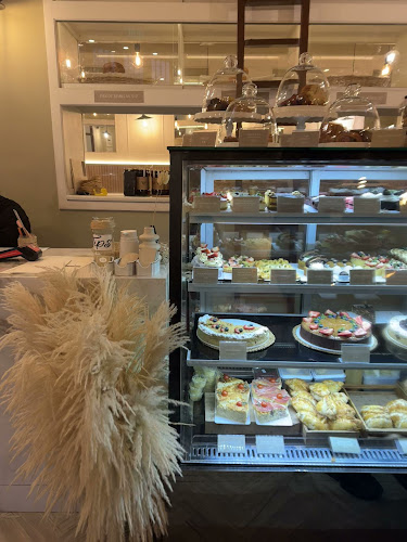 Comentarii opinii despre Rutina Café