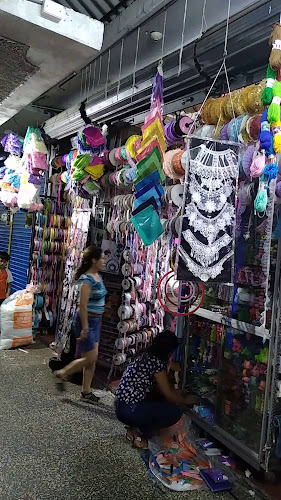 Opinii despre Tiendas krea Dekora "MERCERIA" în Trujillo - Gastronomía y hostelería