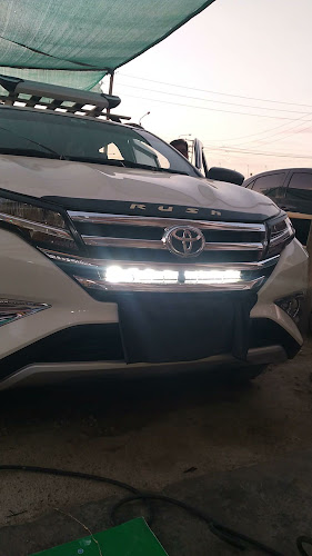 Mercado Los Constructores - Nuevo Chimbote - Gastronomía y hostelería