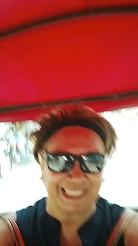 Opinii despre Plaza Bar & Grill în Pucallpa - Gastronomía y hostelería