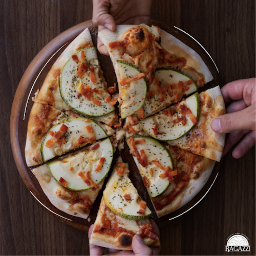 Comentarii opinii despre Ragazzi Pizza Artesanal
