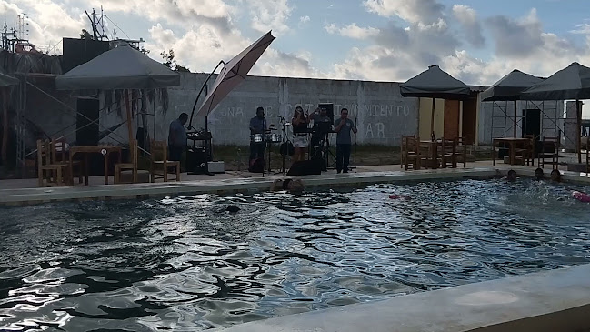 Restaurante Turistico Sol Y Mar La Cruz - Caleta Cruz