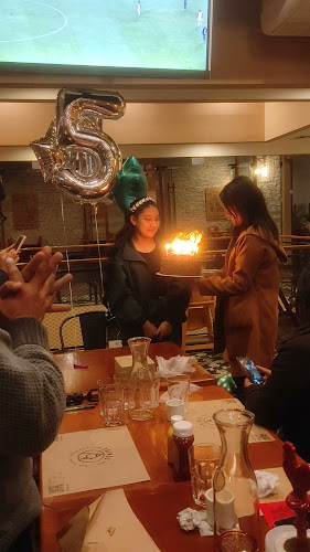 Opinii despre Primos Chicken Bar La Molina în La Molina - Gastronomía y hostelería