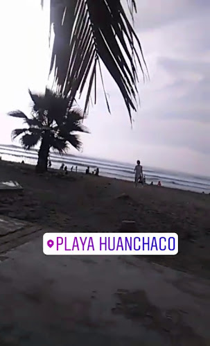 WV9H+J3Q, Av la Ribera, Huanchaco 13000