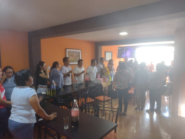 Chifa Polleria D'Lidia - Gastronomía y hostelería