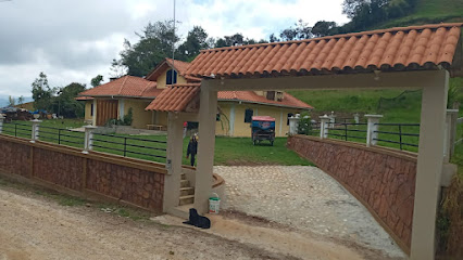 CASA DE CAMPO FAMILIA MENDOZA