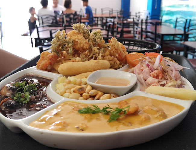 Yuyos Restaurant - Gastronomía y hostelería