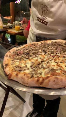 Opinii despre La Buena Pizza în Villa EL Salvador - Gastronomía y hostelería
