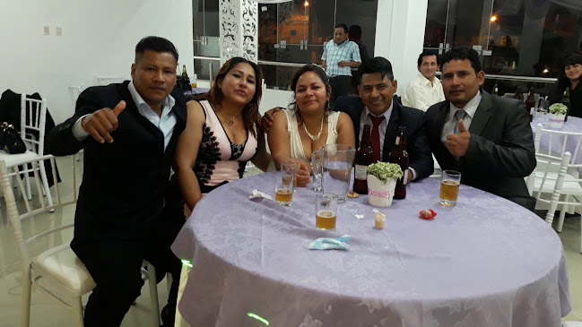 Mercado Los Nisperos