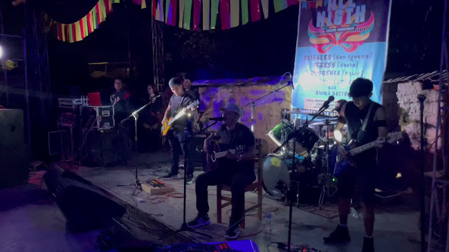 Coliseo de gallos Santa Rosa - San Ignacio