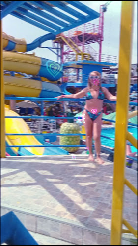 Opinii despre PISCINAS AZUL AZUL în Tacna - Gastronomía y hostelería